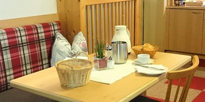 Pensionen - Kühlschrank - Tschagguns - Frühstücksraum - Haus Zeinissee