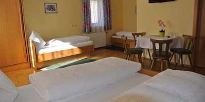 Pensionen - Umgebungsschwerpunkt: See - Sautens - Vierbettzimmer  - Gasthof zum Stollhofer