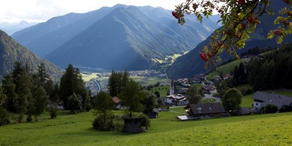Pensionen - Sauna - Trentino-Südtirol - Blick von Ahornach ins Tauferer Tal - Pension Hubertus