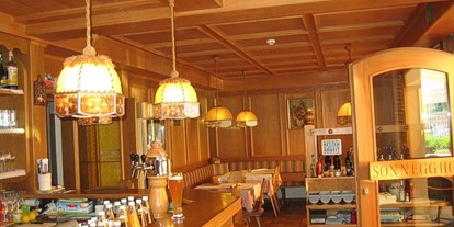 Pensionen - weitere Verpflegungsmöglichkeiten: Nachmittagskaffee - Völlan bei Lana - Unsere Bar - Landgasthof Sonnegghof in Altenburg