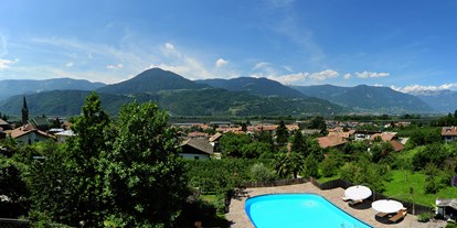 Pensionen - Terrasse - Trentino-Südtirol - Panorama vom Balkon - Pension Sonnheim