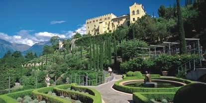 Pensionen - Parkplatz: kostenlos bei der Pension - Südtirol - Die Gärten von Schloss Trauttmansdorff - Pension Sonnheim