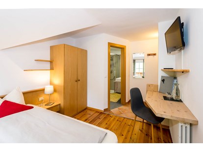Pensionen - Umgebungsschwerpunkt: Berg - Trentino-Südtirol - Doppelzimmer ANNA - Haus Claudia