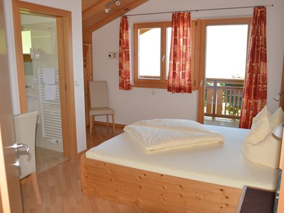 Pensionen - Umgebungsschwerpunkt: Berg - Naturns - Doppelbettzimmer "Golden" - Eichmannhof