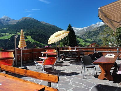 Pensionen - weitere Verpflegungsmöglichkeiten: Mittagessen - Trentino-Südtirol - Sonnenterrasse - Pension Widmann