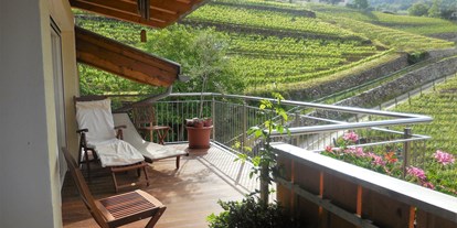 Pensionen - WLAN - Mühlbach (Trentino-Südtirol) - Terrasse Mansardenwohnung - Haus Karin ***