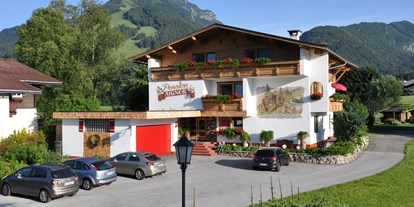 Pensionen - Terrasse - Brixen im Thale - "Frühstückspension Aigner" mit großen Parkplatz - Pension Aigner