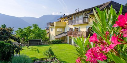 Pensionen - Parkplatz: gebührenpflichtig in Gehweite - Trentino-Südtirol - Haus und Garten - Mandlhof