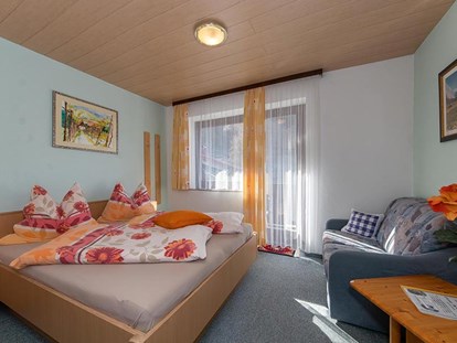 Pensionen - Umgebungsschwerpunkt: Berg - Sankt Johann im Pongau - Doppelzimmer  mit Balkon südseitig - ***Pension Sonnblickhof
