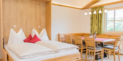 Pensionen - Kühlschrank - Pinzgau - Wohnküche Appartement Steinernes Meer mit zusätzlichen Schrankbett für 2 Personen - Schönberghof