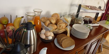 Pensionen - Frühstück: serviertes Frühstück - Pinzgau - Frühstücksbuffet bei Pension zu Hause - Pension zu Hause