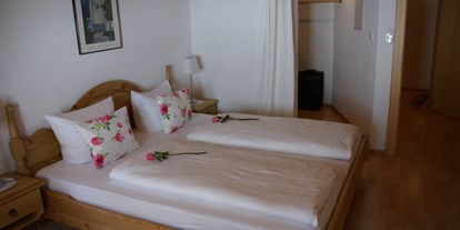 Pensionen - Umgebungsschwerpunkt: am Land - Tschagguns - "Bergrösle" verfügt von 4 bis 6 Schlafzimmern als Doppel- und auch Mehrbettzimmer - Schwarzmann's Ferienwohnungen