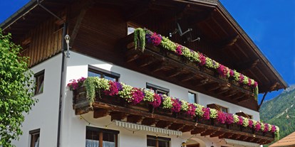 Pensionen - Balkon - Oetz - Gästehaus Branders