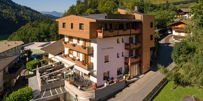 Pensionen - Trentino-Südtirol - Hausansicht Pension Sonnegg Nord - Ost - Hotel-Pension Sonnegg