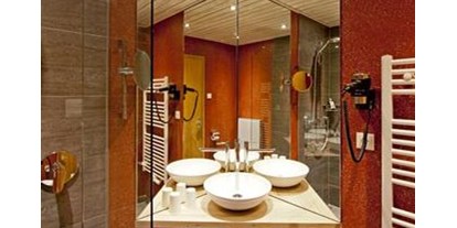 Pensionen - Umgebungsschwerpunkt: am Land - Brixlegg - Badezimmer mit DU/WC im Landhaus Ager in Söll am Wilden Kaiser - Landhaus Ager