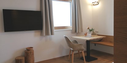 Pensionen - Umgebungsschwerpunkt: am Land - Fulpmes - Apartment - Gästehaus Huber das Tiroler B&B
