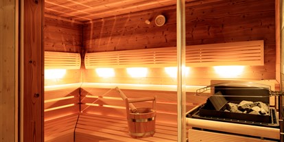 Pensionen - Sauna - Umhausen - Unser Jägerbad im Haupthaus verfügt über eine Tiroler Schwitzstube, ein Dampfbad, eine Infrarotkabine, ein Tepidarium und einen Ruheraum. - Hotel Jägerhof