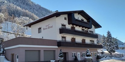 Pensionen - Umgebungsschwerpunkt: See - St. Leonhard im Pitztal - Haus Tirol Ihre Wohlfühlappartements im Winter - Haus Tirol Appartements
