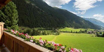 Pensionen - Umgebungsschwerpunkt: Berg - St. Lorenzen (Trentino-Südtirol) - Aussichtsbalkone - ein Platz zum Wohlfühlen ... - Haus Veidlis