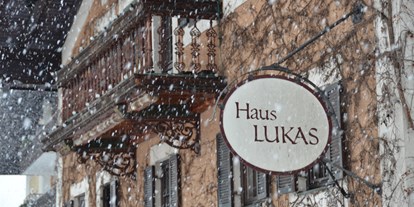 Pensionen - Parkplatz: kostenlos in Gehweite - Tirol - Winter  - Haus Lukas 