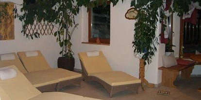 Pensionen - Balkon - Schladming-Dachstein - Relax-raum im Wellnessbereich - Bio-Bauernhof Simonbauer
