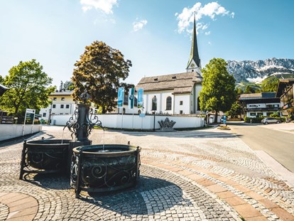 Pensionen - Parkplatz: kostenlos bei der Pension - Tirol - Lage  - Zimmer & Appartements Pension Hinterholzer