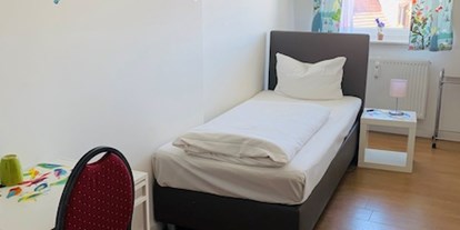 Pensionen - Kühlschrank - Fürstenfeldbruck - ECO Einzelzimmer mit Etagenbad - Aparthotel & Pension Belo Sono