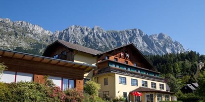 Pensionen - Art der Pension: Gasthaus mit Zimmervermietung - Steiermark - Wirtshaus & Dorfhotel Mayer