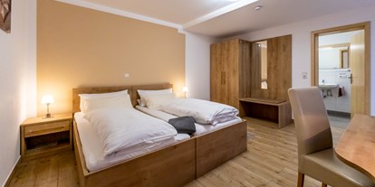Pensionen - Umgebungsschwerpunkt: Fluss - Pförring - Doppelzimmer im Gästehaus - Café & Pension Nine