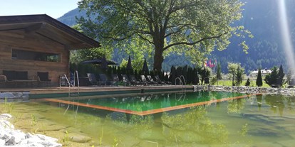 Pensionen - Umgebungsschwerpunkt: Fluss - Ramsau im Zillertal - Die Naturoase mit Naturbadeteich, Hüttensauna uvm. - Hotel Garni Birkenhof & Apartments Rosenhof