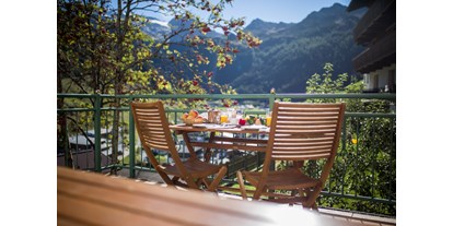 Pensionen - Sauna - Lappach (Trentino-Südtirol) - Frühstück auf der Terrasse - Frühstückpension Christina