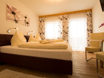 Pensionen - Strobl - Standard Doppelzimmer im Gasthof Waldwirt - Gasthof Waldwirt