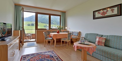 Pensionen - Umgebungsschwerpunkt: See - Söll - Kaisersuite mit Panoramablick im zweiten Stock.
Sehr ruhig mit wunderschönen Balkon zum Genießen  - Hotel Garni Tirol im Kaiserwinkel