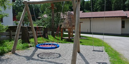 Pensionen - Ried im Zillertal - Spielplatz - Pension Waidmannsruh