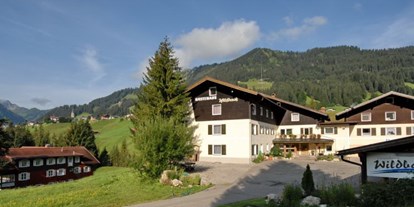 Pensionen - Terrasse - Kleinwalsertal - Gästehaus Wildbach
