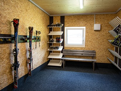 Pensionen - Garage für Zweiräder - Vorarlberg - Ski- und Fahrradraum - DAS KLEEMANNs