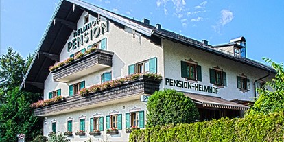 Pensionen - Garten - Hof bei Salzburg - Pension Helmhof
