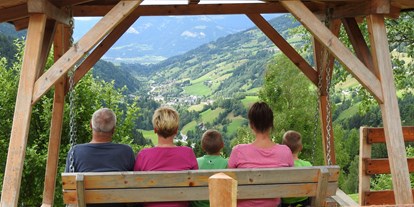 Pensionen - Umgebungsschwerpunkt: am Land - Schladming-Dachstein - Aussicht übers Donnersbachtal  - Ertlschweigerhaus