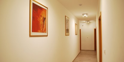 Pensionen - Tiefenbach (Landshut) - Zimmer EG - ARAMA Monteurzimmer