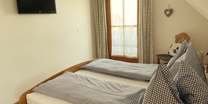 Pensionen - Umgebungsschwerpunkt: am Land - Gamlitz - Doppelzimmer mit Balkon - Weingut & Buschenschank Pölzl