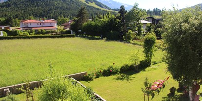 Pensionen - Garten - Garmisch-Partenkirchen - Aussicht vom Apartment - HAUS ALPENGRUSS 