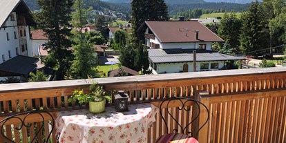 Pensionen - Garmisch-Partenkirchen - Aussicht App. Paradies - HAUS ALPENGRUSS 