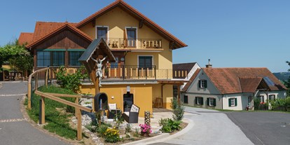 Pensionen - Restaurant - Steiermark - Weinbauernhof Amtmann