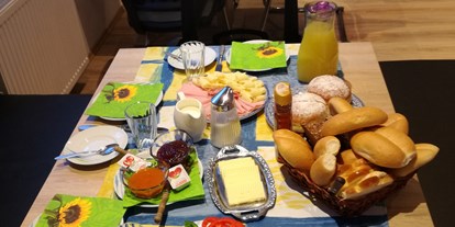 Pensionen - Kühlschrank - Fischbach (Fischbach) - Frühstück - Frühstückspension Hermine Fraiß