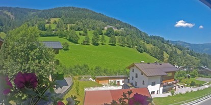 Pensionen - Umgebungsschwerpunkt: Berg - Region Zell am See - Ausblick Zimmer Elisabeth - Zimmervermietung Babsy