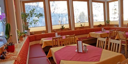 Pensionen - Skilift - Ramsau (Bad Goisern am Hallstättersee) - Frühstücksraum - Pension Kristall