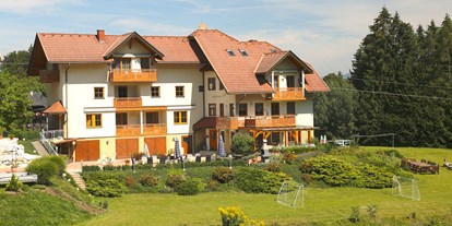 Pensionen - Skiverleih - Steindorf am Ossiacher See - Rund um das Haus - Gästehaus Karoline