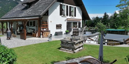 Pensionen - Terrasse - Flattach - Hinterseite  Haus - Haus Holunder Weissbriach