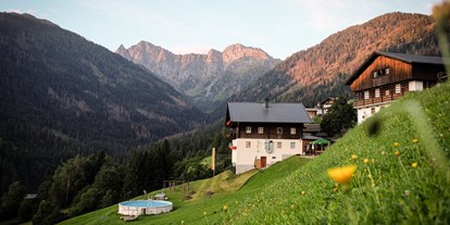 Pensionen - Balkon - Kärnten - Blick vom Lahnerhof Richtung Steinwand - Berggasthof-Pension Lahnerhof
