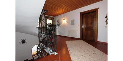 Pensionen - Umgebungsschwerpunkt: Berg - Neustift (Trentino-Südtirol) - Zugang zu den 4 Komfort-Doppelzimmern - Haus Sarah